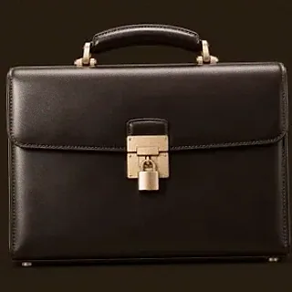 Locked leather briefcase — 22King